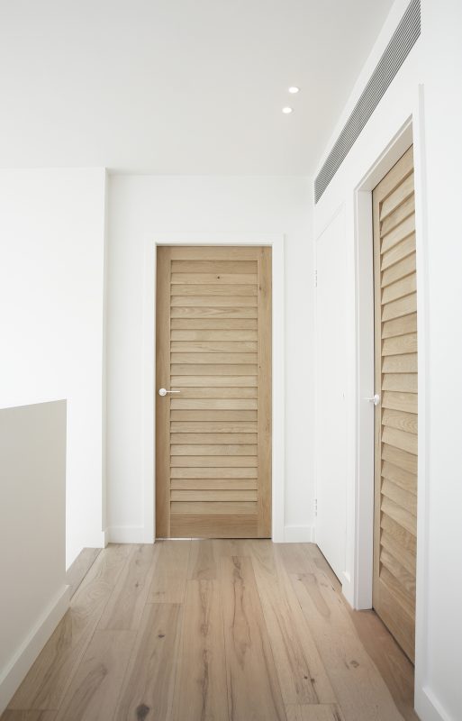 Frenchy interior door in American Oak light